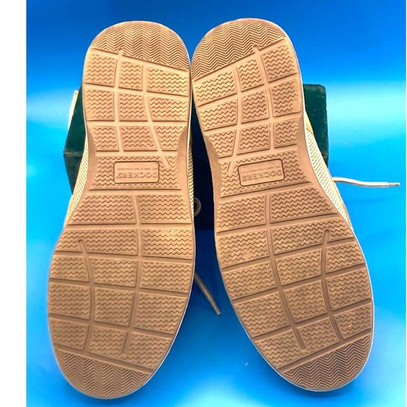 Dockers Beacon Boat shoes Camel Tan suede leather upper 10W Men's pre-owned EUC - Picture 2 of 4